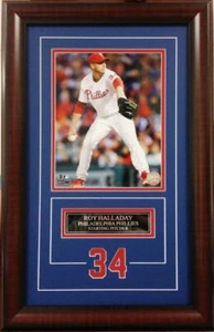 Roy Halladay Philadelphia Phillies Deluxe Framed Picture Photo 2014 - Picture 1 of 1