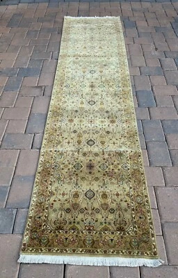 Fine Quality Modern Floral Runner Handmade in India, Muted Elegant Colors, 3x10 - Image 1 of 4
