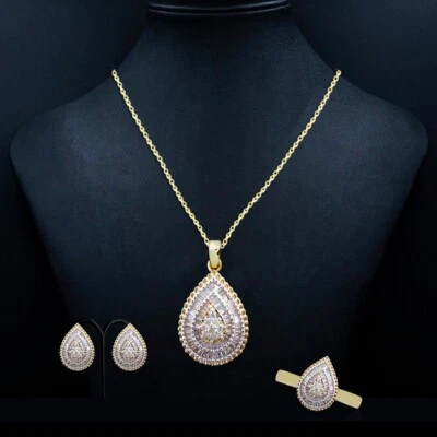 Juego de joyas de compromiso de lágrima de diamantes naturales con certificación de 2,74 quilates de oro amarillo de 10 quilates Foto 1 de 4