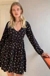 Urban Outfitters Julia Floral Print Mini Dress Deep V-Front Tiered Hem Size S - Picture 1 of 13