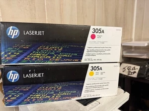 HP 305A Toner  CE412A CE413A Open boxes - open bags, Pull Tab in Tack - Bild 1 von 1