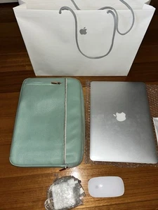 Apple MacBook Air 13.3" 2017 Laptop 256GB (W/ Mouse & Case) - READ DESCRIPTION - Picture 1 of 24