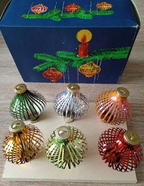 alter Christbaumschmuck Lauscha Baumschmuck DDR Fadenkugeln im OVP! - Bild 1 von 3