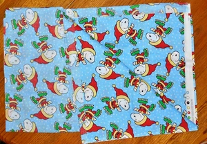 3 Yards Peanuts Weihnachtsstoff Snoopy im Weihnachtsmannanzug Eislaufen Weihnachten - Bild 1 von 2