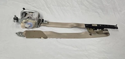 2010-12 Honda Accord LX 2.4L Front RH Right Pass. Seat Belt Retractor Assy. OEM - Изображение 1 из 4