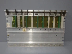 6es57001la11 - Siemens - 6es5700-1la11 / Subrack CR1 Used - Picture 1 of 3
