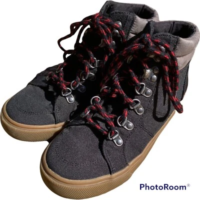 Old Navy Boy's Size 3 High Top Nylon Hybrid Hiker Boots Blackjack Lace Up. - Image 1 of 4