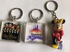 Porte-clés vintage objets de collection - années 1980 Disneyland 30ème année, gang Mickey Mouse...