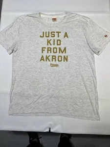 Camiseta para hombre LeBron James Homage Just a Kid from Akron talla XL Cleveland Cavaliers - Imagen 1 de 4