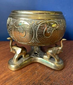 Vintage Etched Floral Indian Brass Elephant Alter Incense Bowl With Stand - Picture 1 of 7