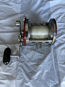 Mulinello da Pesca Vintage Penn Jigmaster 500 Convenzionale Made in USA. Vedi foto - Foto 1 di 4