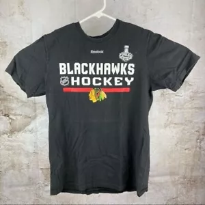 Camiseta gráfica de campeonato Reebok NHL Blackhawks 2015 para hombre talla mediana - Imagen 1 de 5