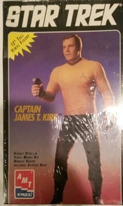 Star Trek Captain James T. Kirk AMT ERTL 12" Vinyl Figure 8773 Collectors Ed. - Picture 1 of 2