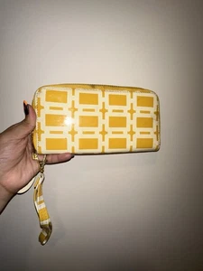 NEW - Yellow White Chic Patterned Wallet, Unused, Mint Condition - Picture 1 of 3