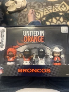 Fisher-Price Little People 4er Pack Denver Broncos Figuren Sammlerset - Bild 1 von 3