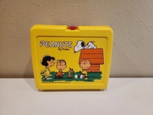 Fiambrera vintage de plástico amarillo cacahuetes de Schulz solo sin termo - Imagen 1 de 7