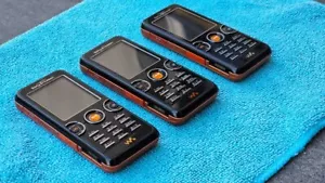 Sony Ericsson W610i • Walkman • Tuning • Unlocked • Collector •🔥RARE FIND🔥 - Picture 1 of 10