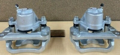 OEM 2007-2014 TOYOTA TUNDRA Y 2008-2014 SEQUOIA PINZAS DE FRENO DE DISCO TRASERO CANTIDAD 2 Foto 1 de 2