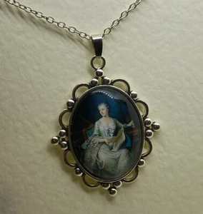 COLGANTE ELEGANTE CAMEO GRANDE DE VIDRIO SEÑORA POMPADOUR LECTURA PLATEADO OSCURO - Imagen 1 de 7