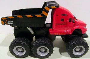 Maisto Fresh Metal Builder Zone Monster Dump Truck # 29 Stand Clear - Picture 1 of 8