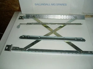 MG TF LH SEAT SLIDE FRAME AND ASSEMBLY 454-025 - Picture 1 of 4