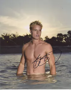 JUSTIN HARTLEY di TRACKER DI PERSONA FIRMATA 8X10 FOTO A COLORI 1 C0A "PROVA" - Foto 1 di 5