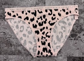 NWT VICTORIA'S SECRET M PINK LEOPARD LOGO LIGHTWEIGHT BAND RARE BIKINI PANTIES