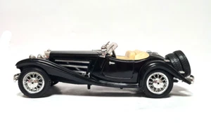 Usato! Bburago 3020 Mercedes-Benz 500K Roadster 1936 nero scala 1:20 - Foto 1 di 4