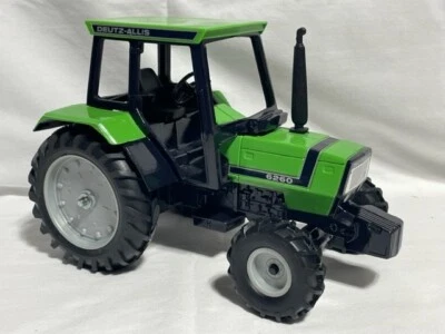ERTL Deutz Allis 6260 MFWD Green Farm Toy Tractor, 1/16 - Image 1 of 2