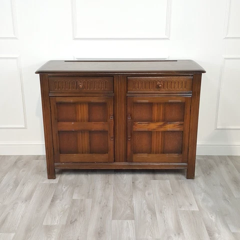 Vintage Oak Sideboard / Cocktail Cabinet / Home Bar - F236 Cover