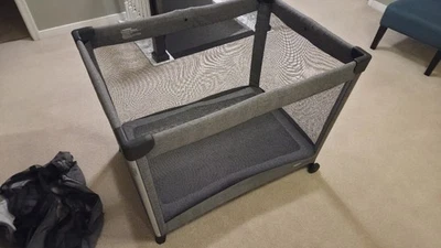 Halo Dreamnest Open Air Plus Pack And Play Foto 1 de 3