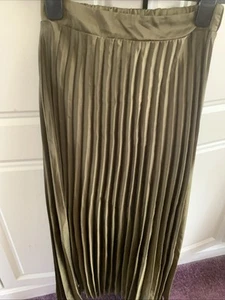 Ladies Size 6 Skirts From New Look 38 Inches Long - Picture 1 of 5