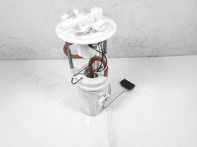 Bomba tanque combustible gasolina Nissan Frontier 2022-2024 *3,8 L V6* 17040-9Bu0a Foto 1 de 4