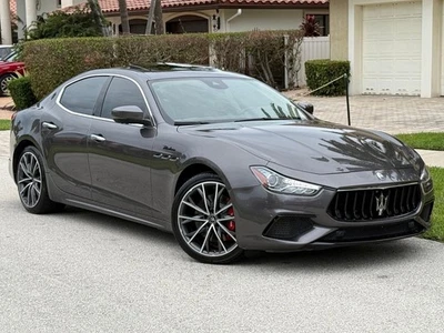 Maserati Ghibli Modena 2022 - 1 dueño - precioso - video en descripción Foto 1 de 4