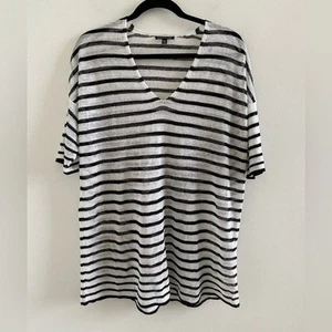Camiseta pequeña Eileen Fisher blanca y negra con cuello en V a rayas mezcla de lino orgánico - Imagen 1 de 7