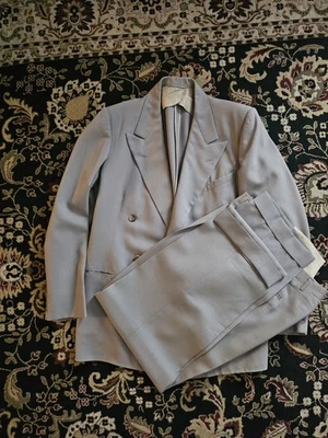 Traje ligero de verano vintage de los años 50 para hombre de doble pecho  Foto 1 de 4