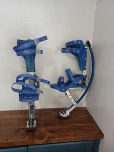 Blaue SkyRunner Känguru Schuhe Sprungstelzen Spring Pogo 60 kg Jugend 88-132lbs - Bild 1 von 8