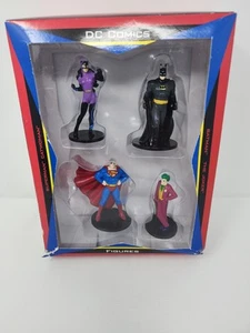 DC COMIC FIGUREN Batman, Superman, Joker, Catwoman von 1999. Warner Bros Store Neu - Bild 1 von 11