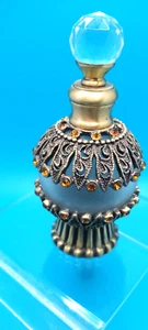 Vintage verzierter leerer runder stark verzierter goldfarbener Parfümflakon - Bild 1 von 5