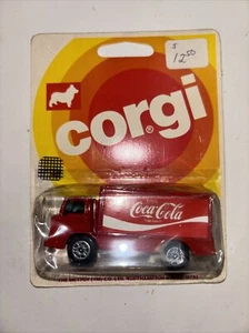 VINTAGE CORGI JUNIORS COCA COLA DELIVERY TRUCK ON CARD - Picture 1 of 9