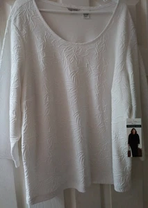 New Laura Ashley 3X Top 3/4 Sleeve Trip Ready White Textured Top NWT - Picture 1 of 3