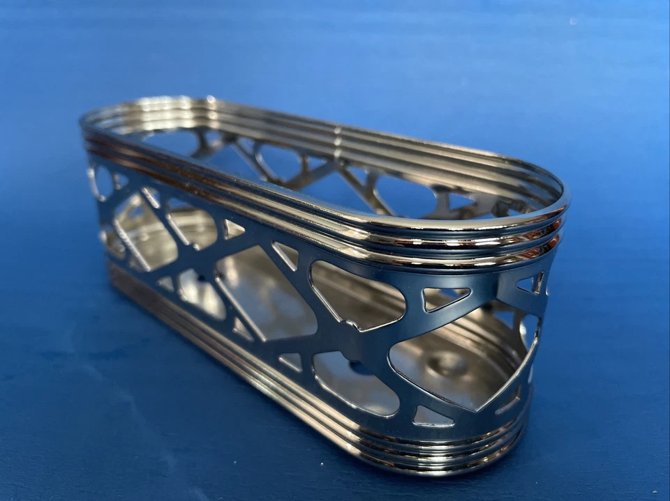 1 soporte para funda de metal plateado para jabón de manos de limpieza profunda Bath and Body Works Foto 1 de 4