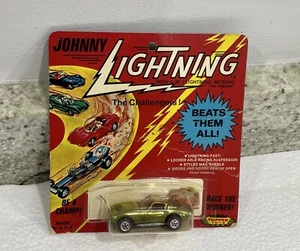 Redlines Topper Johnny Lightning Custom Ferrari Lime with Red int Mint In Bp - Picture 1 of 4