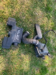 2004 - 2008 Dodge Durango 5.7L Hemi Air Cleaner Intake Resonator Housing Box OEM - Picture 1 of 4