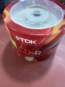 Discos en blanco TDK CD-R grabables 50 piezas 52x 80 min husillo 700 MB/MO - Imagen 1 de 3