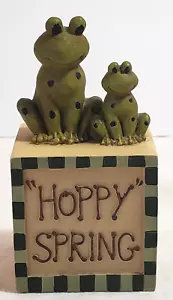 Vintage Suzi Skoglund Resin "HOPPY" Spring Frogs 2 frogs on Block Hard to find! - Picture 1 of 12