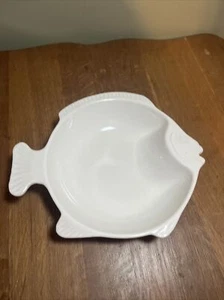 Vintage Pfaltzgraff Seafood Bake 'N Serve Fish Shaped Baking Dish White - Picture 1 of 8
