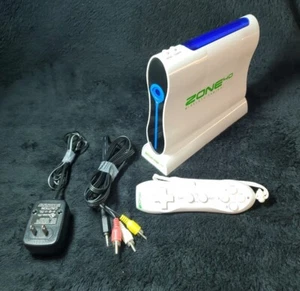 Sistema de juego inalámbrico Zone 40 con fuente de alimentación de un controlador y cables RCA. - Imagen 1 de 6