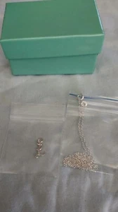 Sterling silver necklace and L charm. Comes with box - Picture 1 of 5