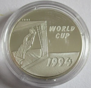 Laos 50 Kip 1991 Coppa del Mondo di Calcio negli USA Portiere Argento - Foto 1 di 2